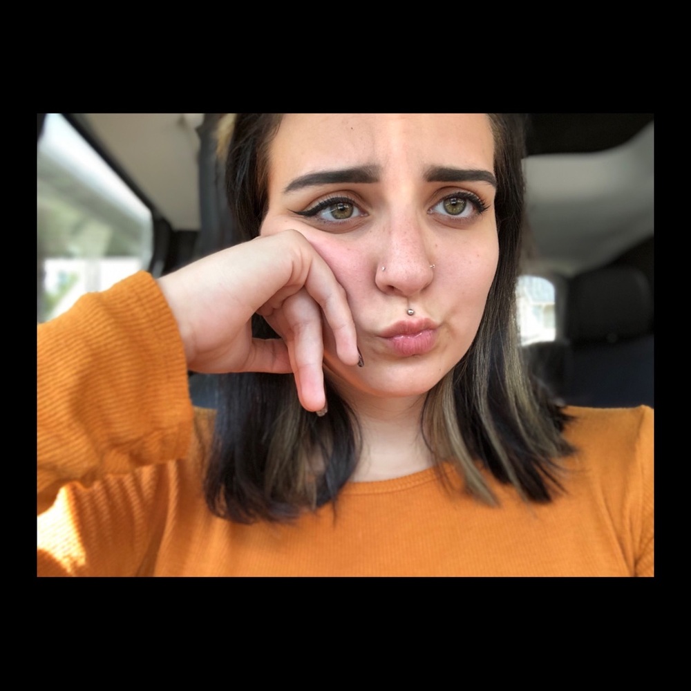 Meet your Posher, Emily